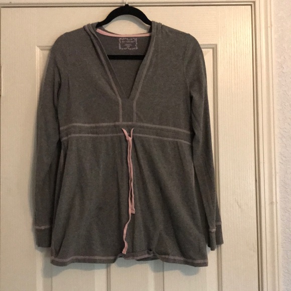 Hooded Motherhood Maternity Long Sleeve - Picture 1 of 5